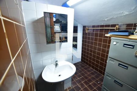 Banheiro de casa para alugar com 3 quartos, 210m² em Chácara Santa Margarida, Campinas