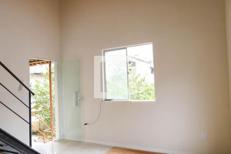 Sala de casa de condomínio para alugar com 1 quarto, 35m² em Méier, Rio de Janeiro