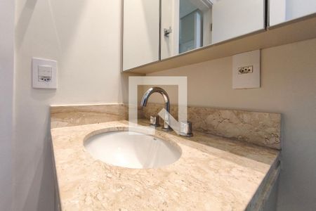Banheiro Suíte de apartamento para alugar com 3 quartos, 91m² em Swiss Park, Campinas