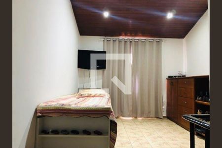 Casa à venda com 3 quartos, 100m² em Jardim Guarau, São Paulo