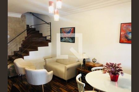 Casa à venda com 3 quartos, 100m² em Jardim Guarau, São Paulo