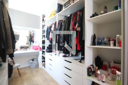 Closet da Suíte de casa à venda com 3 quartos, 180m² em Vila Santa Clara, São Paulo