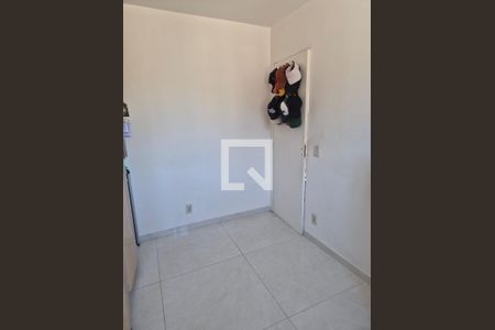 Quarto de apartamento para alugar com 2 quartos, 48m² em Cascadura, Rio de Janeiro