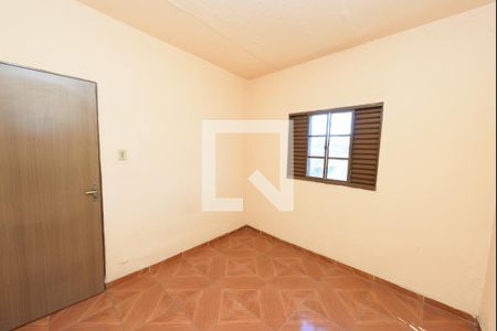 Quarto 2 de casa para alugar com 2 quartos, 80m² em Califórnia, Belo Horizonte