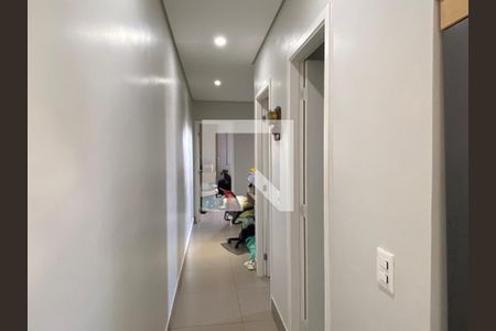 Corredor de apartamento para alugar com 3 quartos, 74m² em Novo Osasco, Osasco