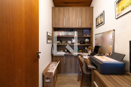 Escritório de casa à venda com 3 quartos, 125m² em Jardim Rosa Maria, São Paulo