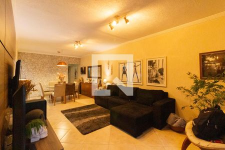 Sala de casa à venda com 3 quartos, 125m² em Jardim Rosa Maria, São Paulo