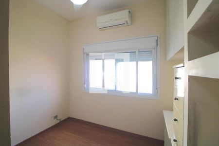 Quarto 2 de casa à venda com 5 quartos, 207m² em Vila Campo Grande, São Paulo