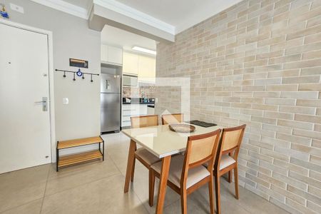 Apartamento para alugar com 2 quartos, 72m² em Jardim Las Palmas, Guarujá