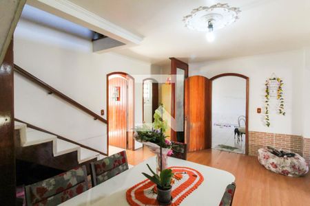 Sala 1 de casa à venda com 3 quartos, 247m² em Estância Velha, Canoas