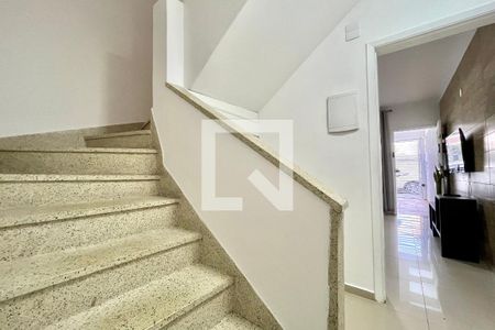 Escada de casa à venda com 2 quartos, 110m² em Vila Mascote, São Paulo