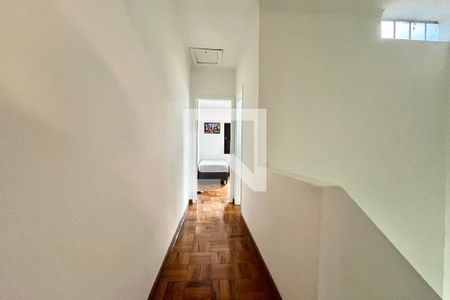 Corredor de casa à venda com 2 quartos, 110m² em Vila Mascote, São Paulo