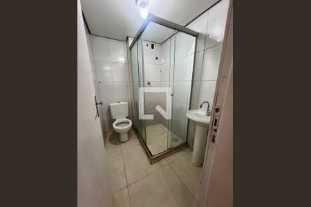 Banheiro de apartamento à venda com 2 quartos, 60m² em Santos Dumont, São Leopoldo