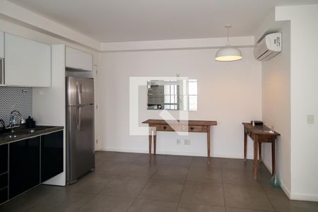 Sala / Cozinha de apartamento para alugar com 2 quartos, 70m² em Bela Vista, São Paulo