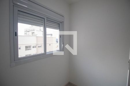 Quarto 1 de apartamento para alugar com 2 quartos, 45m² em Vila Mazzei, São Paulo