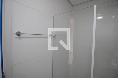 Banheiro  de apartamento para alugar com 2 quartos, 45m² em Vila Mazzei, São Paulo