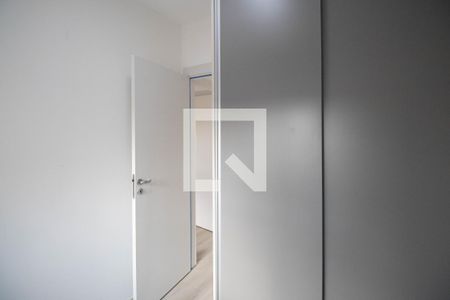 Quarto 1 de apartamento para alugar com 2 quartos, 45m² em Vila Mazzei, São Paulo