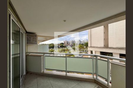 Varanda de apartamento para alugar com 2 quartos, 74m² em Barra da Tijuca, Rio de Janeiro
