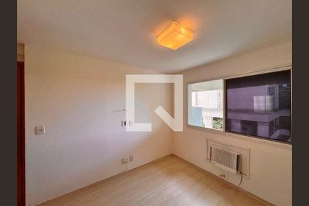 Suíte de apartamento para alugar com 2 quartos, 74m² em Barra da Tijuca, Rio de Janeiro
