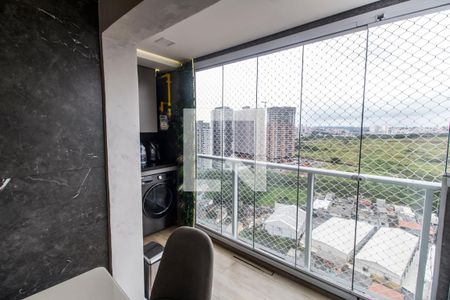 Varanda de apartamento à venda com 2 quartos, 67m² em Jardim Timbauhy, Barueri