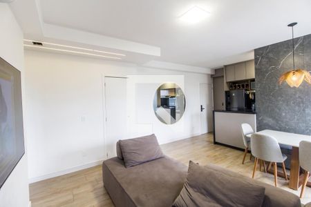 Sala de apartamento à venda com 2 quartos, 67m² em Jardim Timbauhy, Barueri