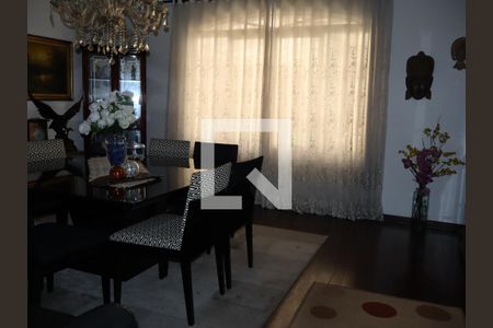 Casa à venda com 4 quartos, 420m² em Vila Prudente, São Paulo