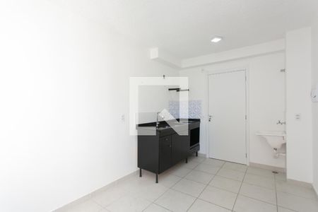 Sala / Cozinha  de apartamento para alugar com 2 quartos, 32m² em Colônia (zona Leste), São Paulo