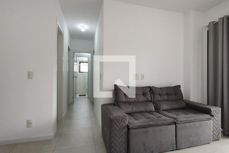 Sala de apartamento para alugar com 3 quartos, 77m² em Jacarepaguá, Rio de Janeiro