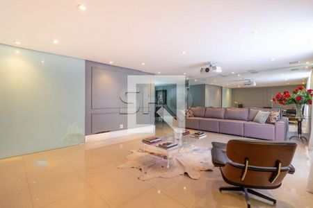 Apartamento à venda com 4 quartos, 1033m² em Consolação, São Paulo