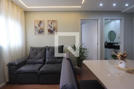 Sala de apartamento para alugar com 2 quartos, 35m² em Fazenda da Juta, São Paulo