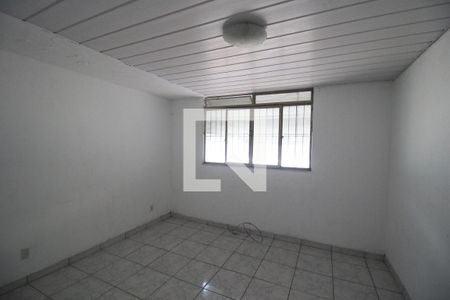 Casa para alugar com 3 quartos, 77m² em Centro, Nilópolis