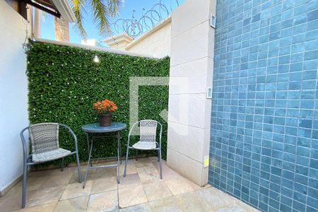 Quintal de casa de condomínio à venda com 3 quartos, 115m² em Buritis, Belo Horizonte