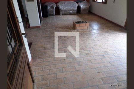Casa à venda com 3 quartos, 300m² em Vila Dalva, São Paulo