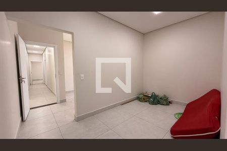 Suite 01 com Closet de casa para alugar com 3 quartos, 210m² em Q 4, Brasília