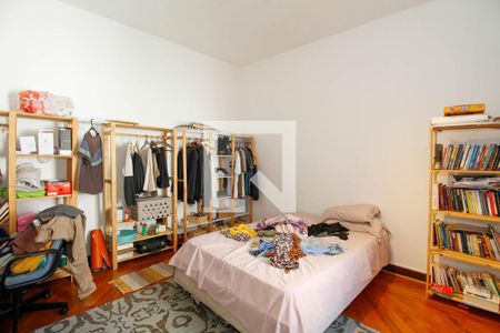 Quarto 1 de casa à venda com 2 quartos, 130m² em Pinheiros, São Paulo