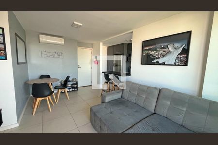 Sala de apartamento à venda com 2 quartos, 70m² em Recreio dos Bandeirantes, Rio de Janeiro
