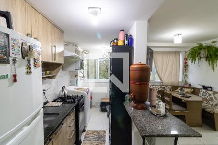 Cozinha e Área de Serviço de apartamento à venda com 2 quartos, 51m² em Vila Nova, Porto Alegre