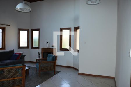 Casa de Condomínio para alugar com 6 quartos, 350m² em Residencial San Diego (paysage Vert), Cotia