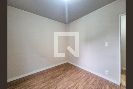 Quarto 2 de apartamento à venda com 2 quartos, 56m² em Jardim Santo André, Santo André