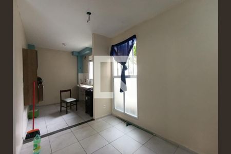 Sala de apartamento para alugar com 2 quartos, 50m² em Jardim Alvorada, Nova Iguaçu