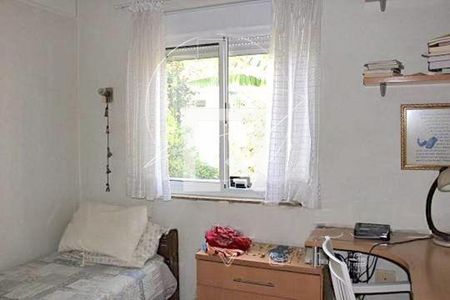 Casa à venda com 4 quartos, 357m² em Bela Aliança, São Paulo