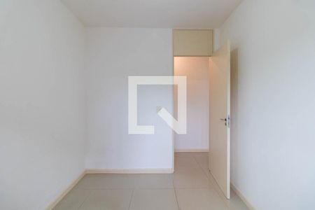 Quarto 1 de apartamento para alugar com 3 quartos, 68m² em Tristeza, Porto Alegre