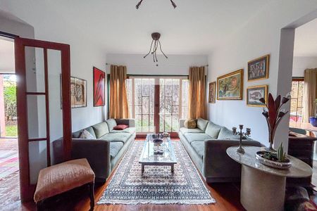 Casa à venda com 4 quartos, 455m² em Sumaré, São Paulo