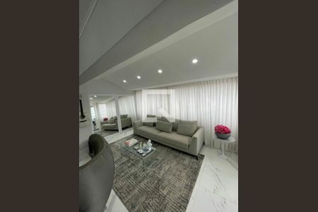 Apartamento à venda com 3 quartos, 152m² em Santa Cecilia, São Paulo