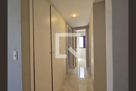 corredor  de apartamento para alugar com 2 quartos, 55m² em Candeal, Salvador