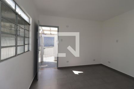 Sala de casa para alugar com 2 quartos, 72m² em Jardim Santo André, Santo André