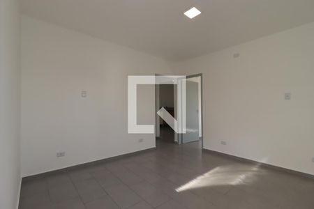 Sala de casa para alugar com 2 quartos, 72m² em Jardim Santo André, Santo André