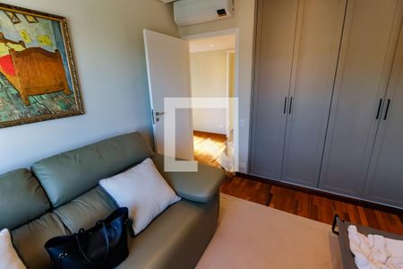 Quarto 1 de apartamento para alugar com 4 quartos, 290m² em Real Parque, São Paulo