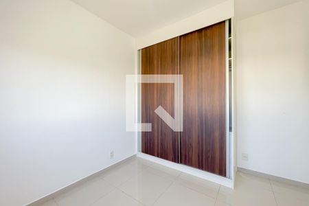 Quarto 1 de apartamento para alugar com 2 quartos, 56m² em Umuarama, Osasco