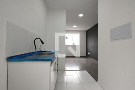 Sala/Cozinha de apartamento para alugar com 2 quartos, 42m² em Jacarepaguá, Rio de Janeiro